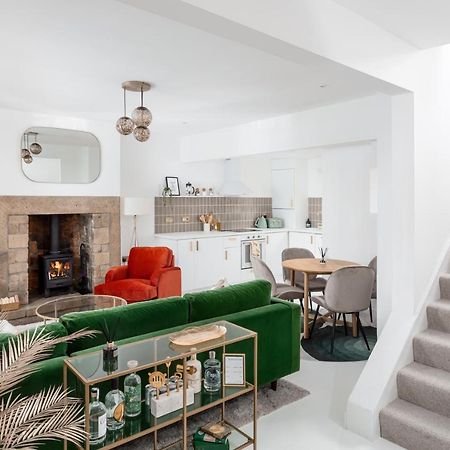 Luxe Design - Grade II Listed Cottage - Heart Of Алнуик Екстериор снимка